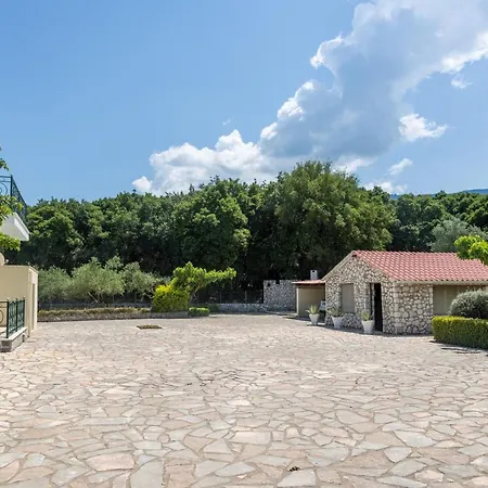 Arte Nefeli Sami (Kefalonia)